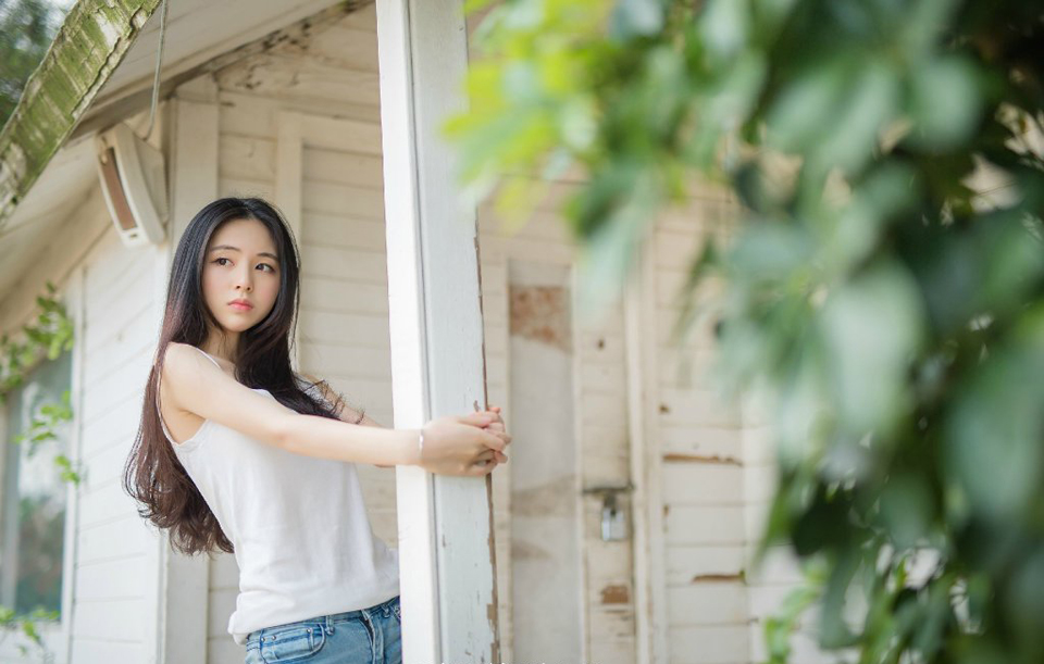 “错。”法正摇了摇头，有些怜悯的看向刘璋：“到现在还没明白吗？他只是一个诱因，若非军中将士早已对你不满，就算真有此事，又怎会十万大军皆叛？这一切，皆因你无能而起。”